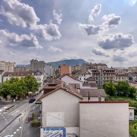 Oda ve Kahvaltı La Minerale